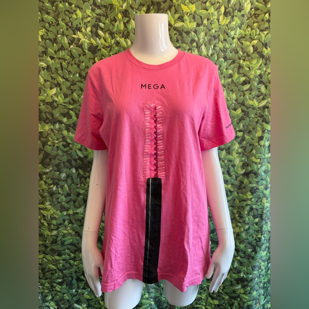 MAC Cosmetics Pink Short Sleeve Tee